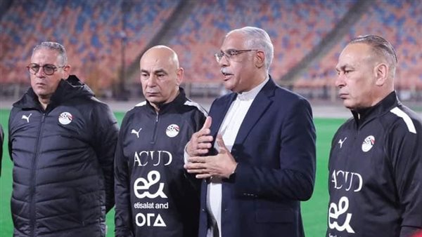 جهاز المنتخب مع جمال