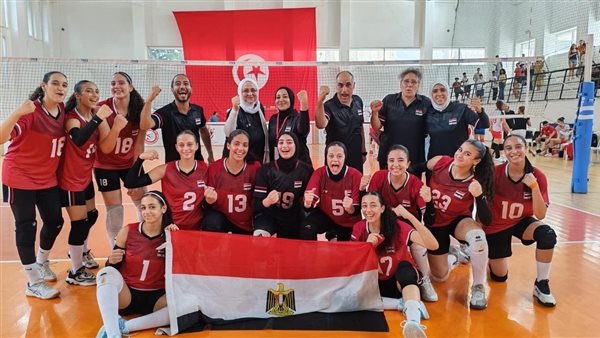 ناشئات فراعنة الطائرة