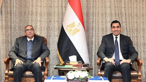 وزير الشباب والرياضة