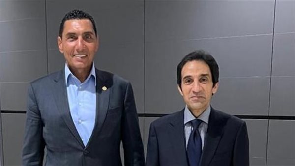 وزير الشباب والرياضة